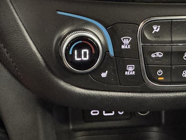 used 2023 Chevrolet Equinox car, priced at $27,690