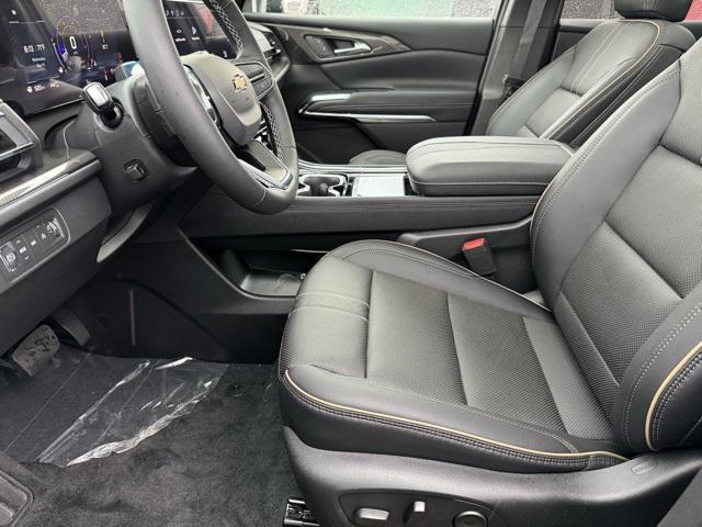 new 2025 Chevrolet Traverse car, priced at $58,795
