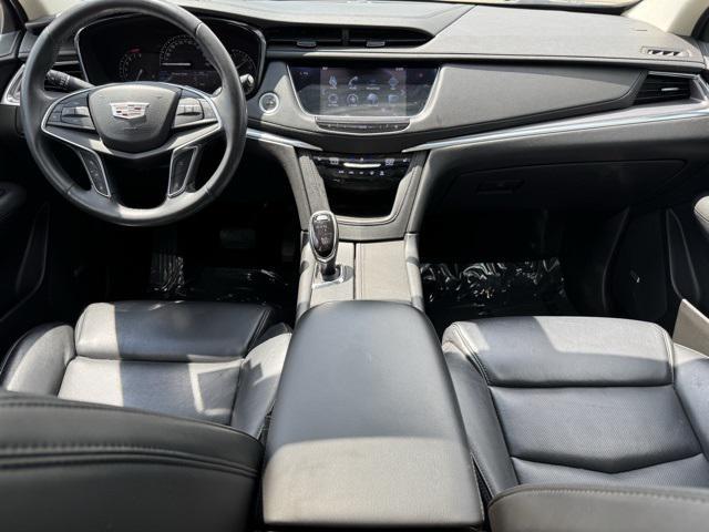 used 2017 Cadillac XT5 car, priced at $17,995