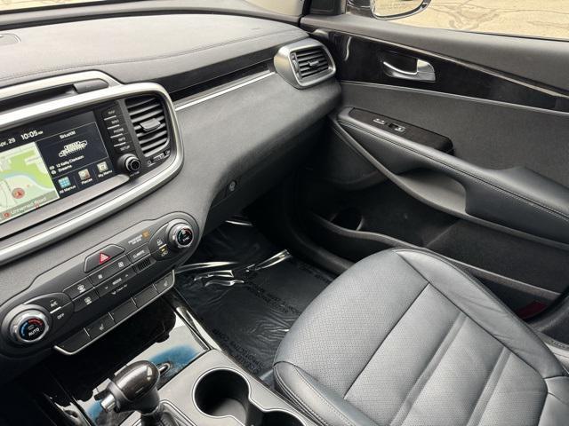 used 2016 Kia Sorento car, priced at $13,998