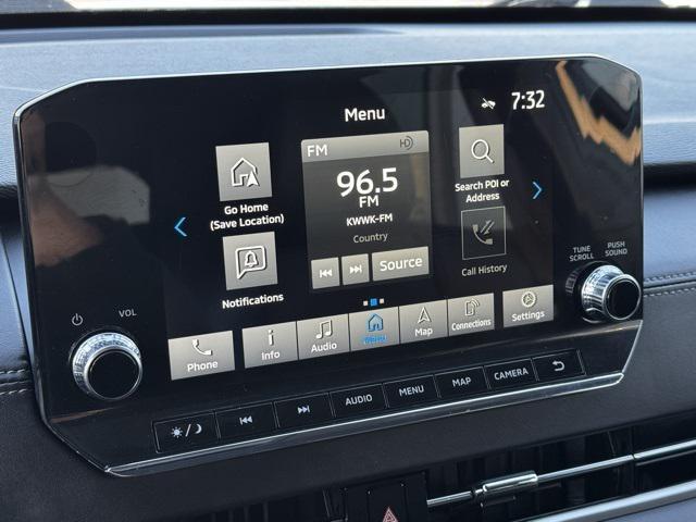 used 2024 Mitsubishi Outlander car, priced at $23,999