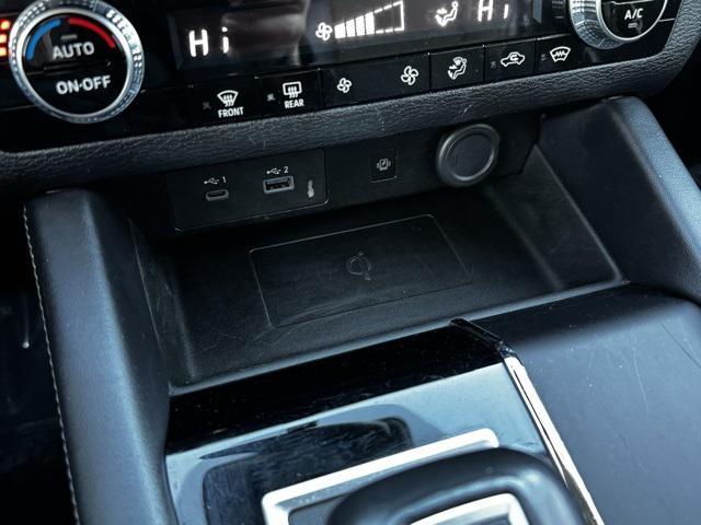 used 2024 Mitsubishi Outlander car, priced at $23,999