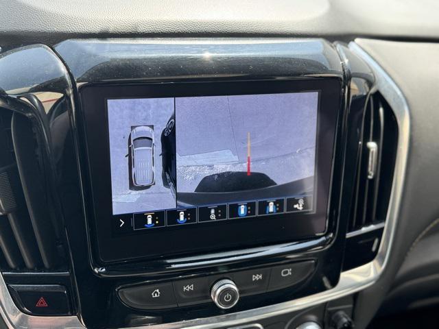 used 2021 Chevrolet Traverse car, priced at $32,490