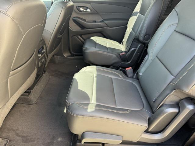 used 2021 Chevrolet Traverse car, priced at $32,490