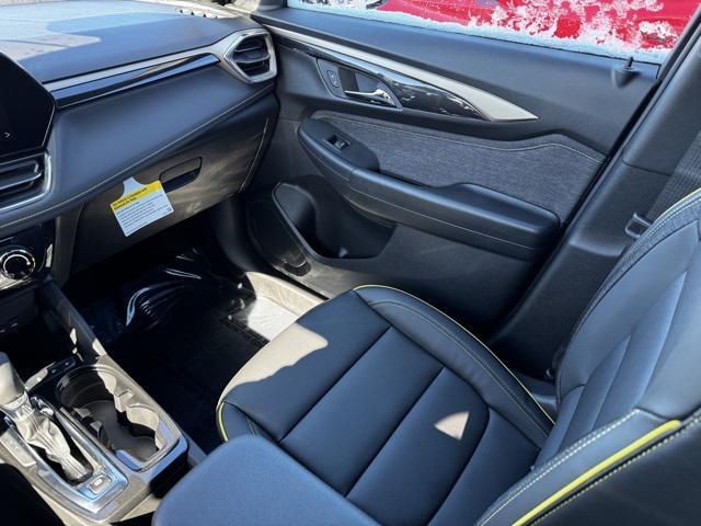 new 2025 Chevrolet TrailBlazer car, priced at $27,390