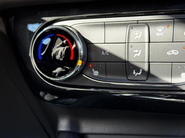 new 2025 Chevrolet TrailBlazer car, priced at $27,390