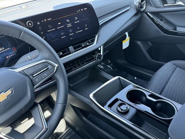 new 2026 Chevrolet Equinox car, priced at $31,995