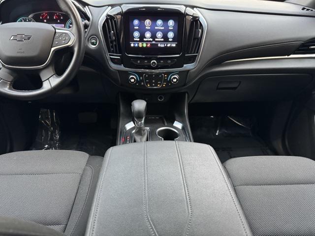 used 2022 Chevrolet Traverse car, priced at $32,997