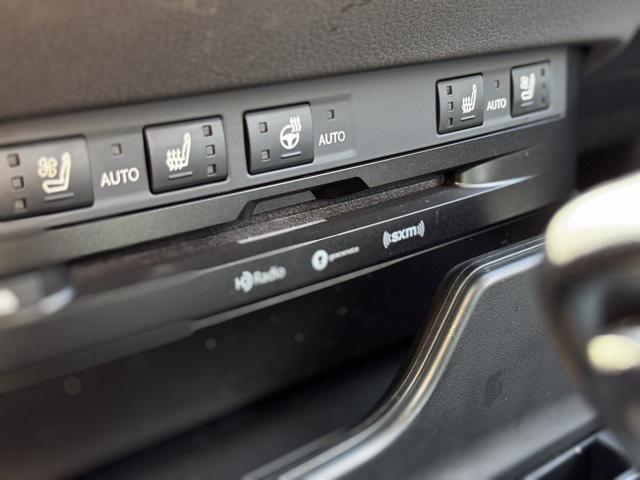 used 2019 Lexus ES 350 car, priced at $26,289