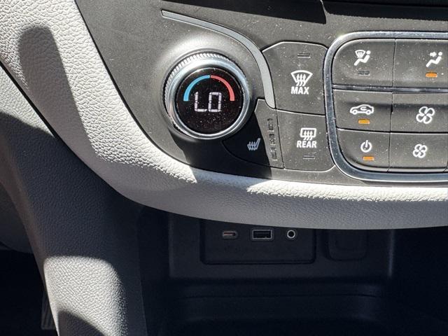 used 2023 Chevrolet Equinox car, priced at $24,585