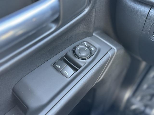 new 2025 Chevrolet Silverado 1500 car, priced at $40,185
