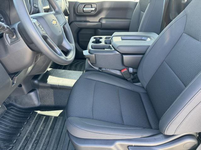new 2025 Chevrolet Silverado 1500 car, priced at $40,185