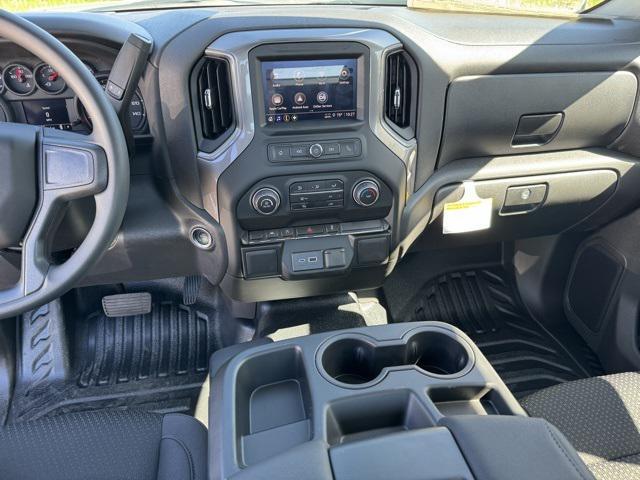 new 2025 Chevrolet Silverado 1500 car, priced at $40,185