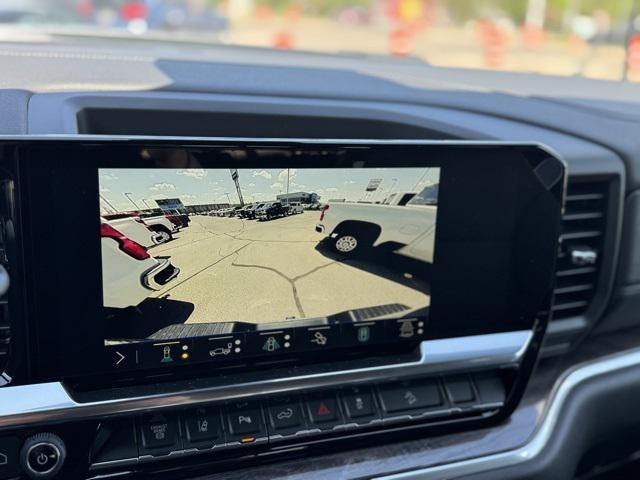 new 2025 Chevrolet Silverado 3500 car