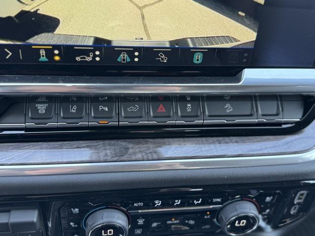 new 2025 Chevrolet Silverado 3500 car