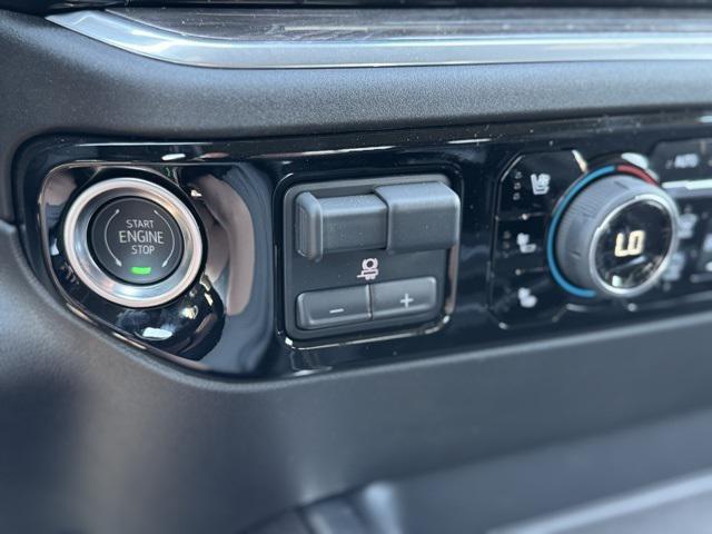 new 2025 Chevrolet Silverado 3500 car