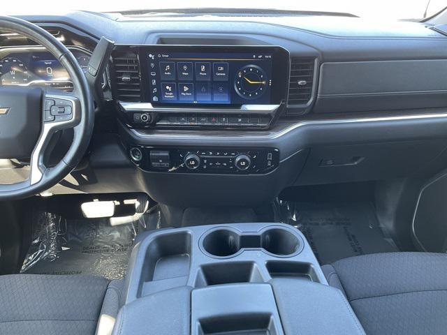 used 2022 Chevrolet Silverado 1500 car, priced at $38,995