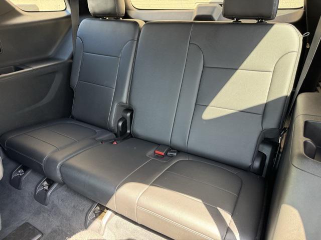 used 2022 Chevrolet Traverse car, priced at $34,595