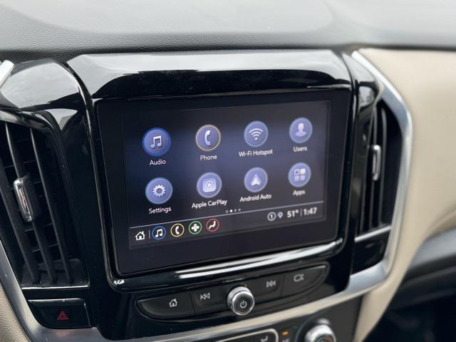 used 2022 Chevrolet Traverse car, priced at $31,995
