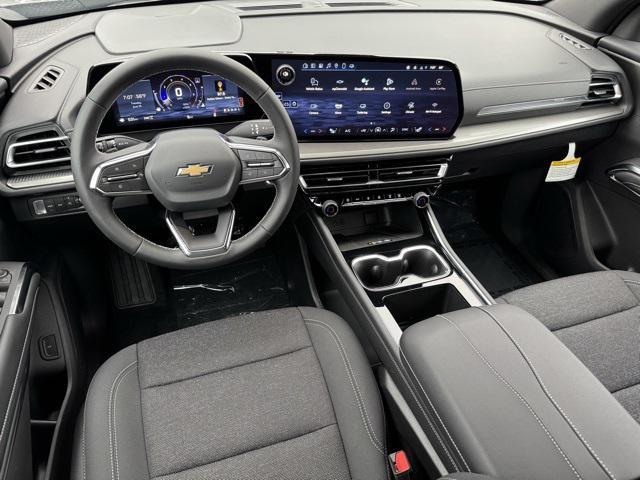 new 2025 Chevrolet Traverse car, priced at $44,695