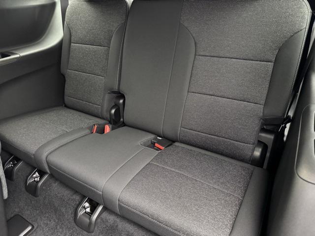new 2025 Chevrolet Traverse car, priced at $44,695