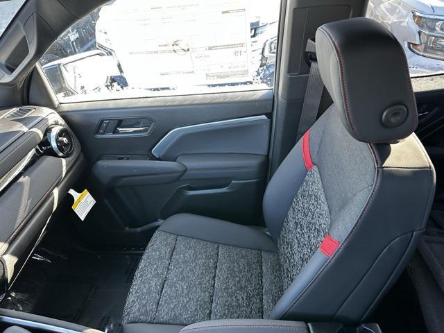new 2025 Chevrolet Colorado car, priced at $46,499