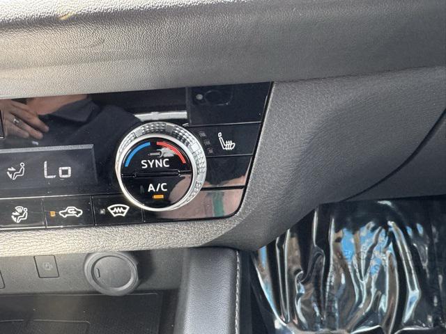 used 2022 Mitsubishi Outlander car, priced at $24,999