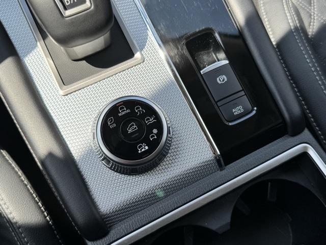 used 2022 Mitsubishi Outlander car, priced at $24,999