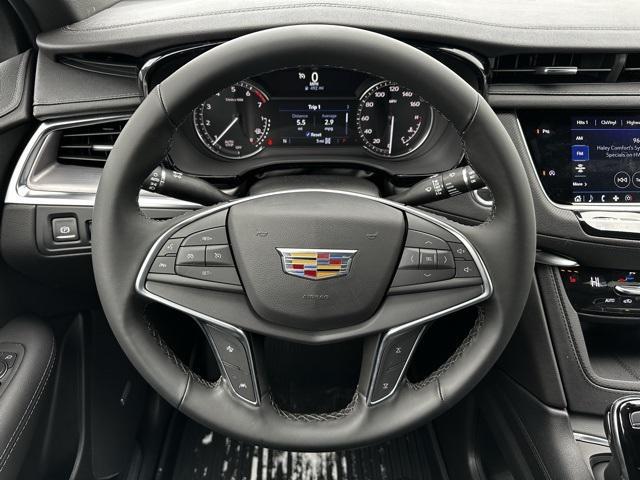 new 2025 Cadillac XT5 car, priced at $48,085