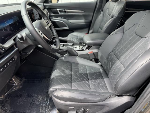 used 2024 Kia Telluride car, priced at $45,290