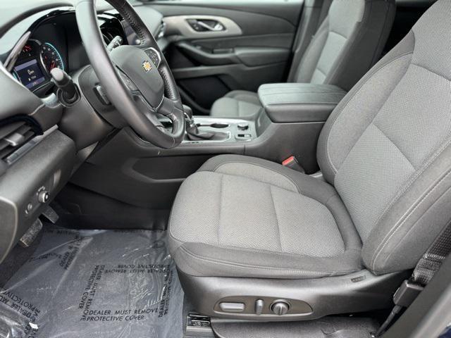 used 2022 Chevrolet Traverse car, priced at $33,890