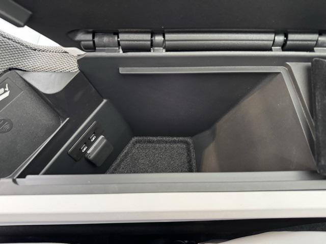 new 2025 Cadillac OPTIQ car, priced at $55,615