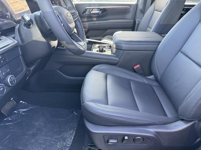 new 2025 Chevrolet Suburban car, priced at $1,842,000