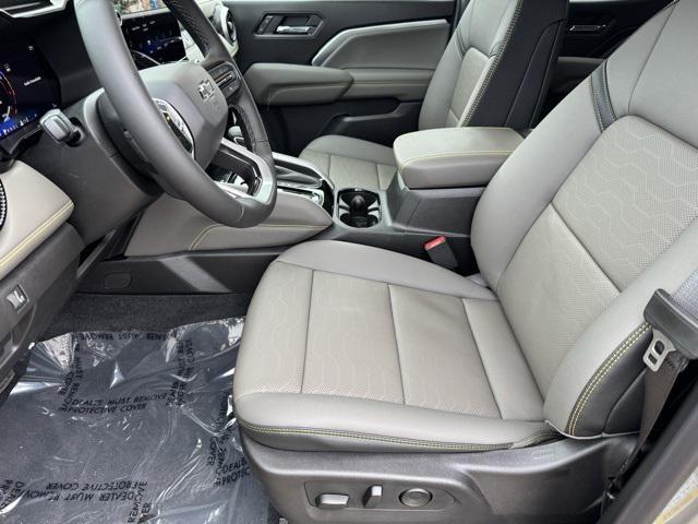 new 2025 Chevrolet Colorado car, priced at $51,820