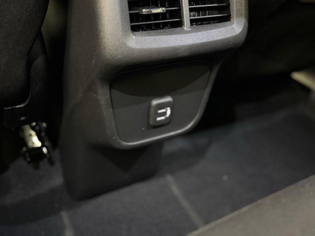 used 2021 Chevrolet Equinox car, priced at $22,695