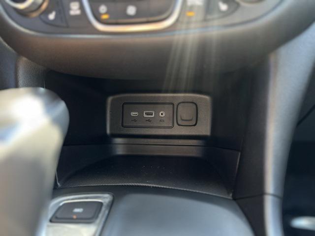 used 2020 Chevrolet Equinox car