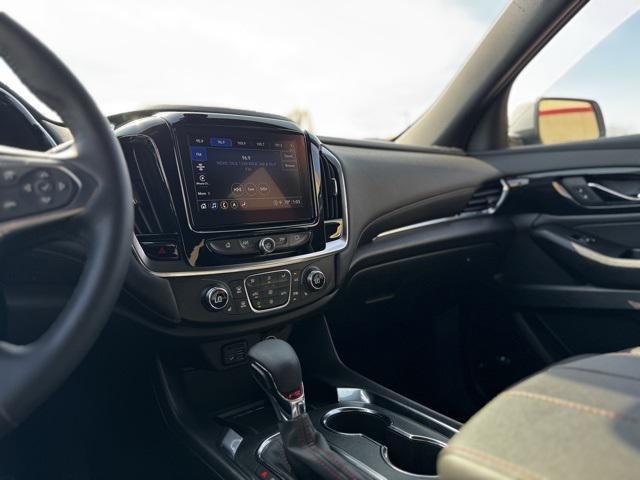 used 2023 Chevrolet Traverse car, priced at $40,999