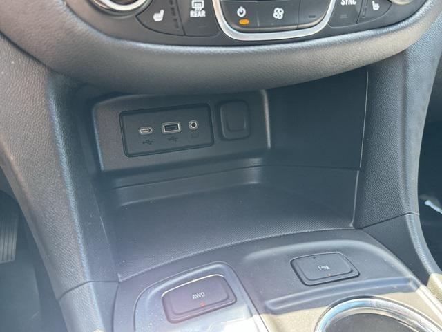 used 2023 Chevrolet Equinox car, priced at $23,799