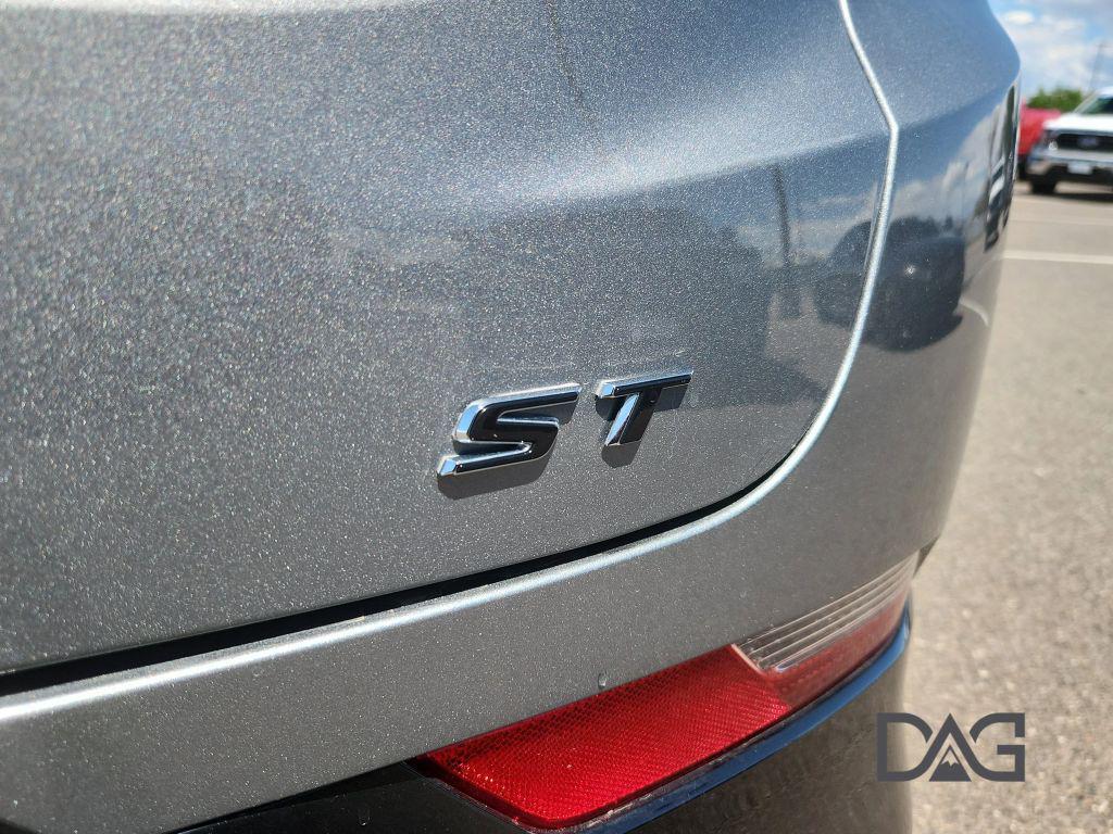 used 2024 Buick Encore GX car, priced at $22,895