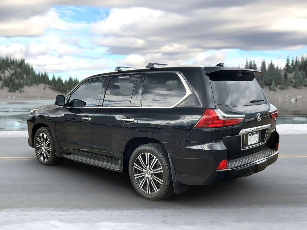 used 2019 Lexus LX 570 car, priced at $54,995