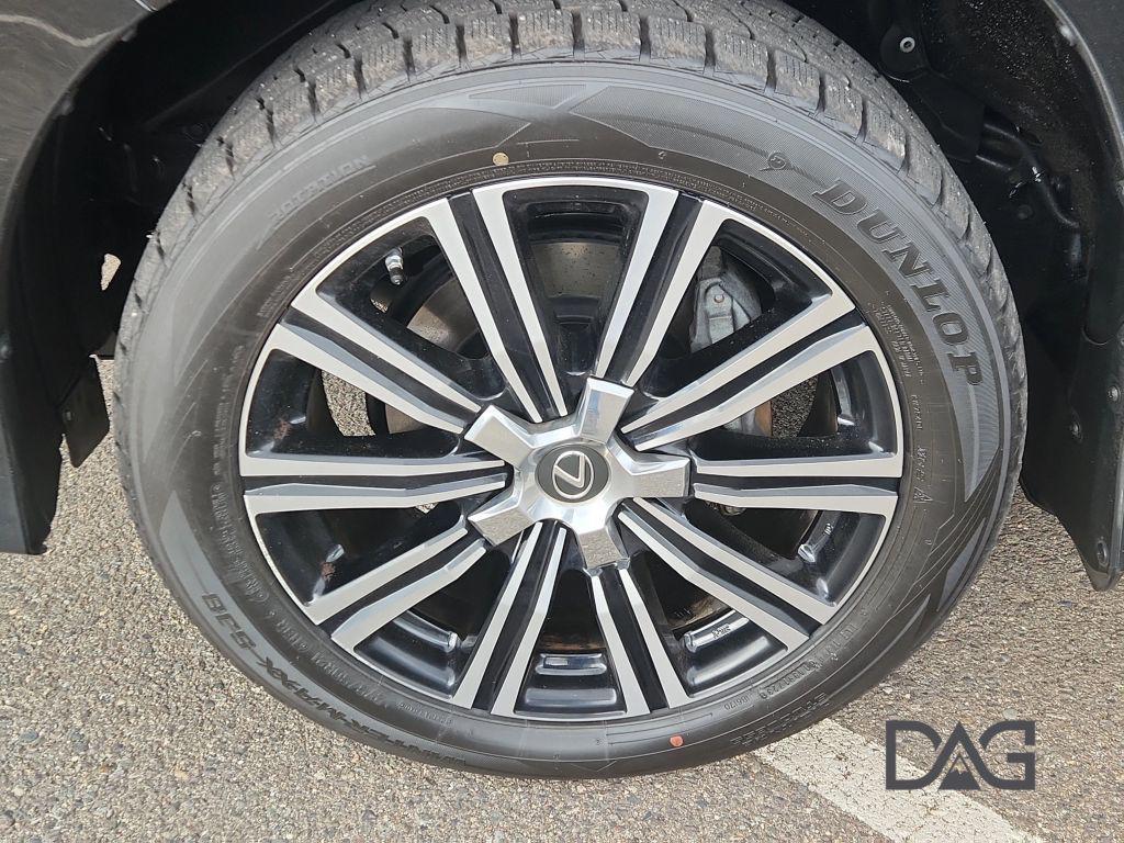 used 2019 Lexus LX 570 car, priced at $54,995