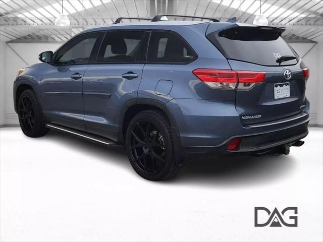 used 2019 Toyota Highlander car, priced at $33,500