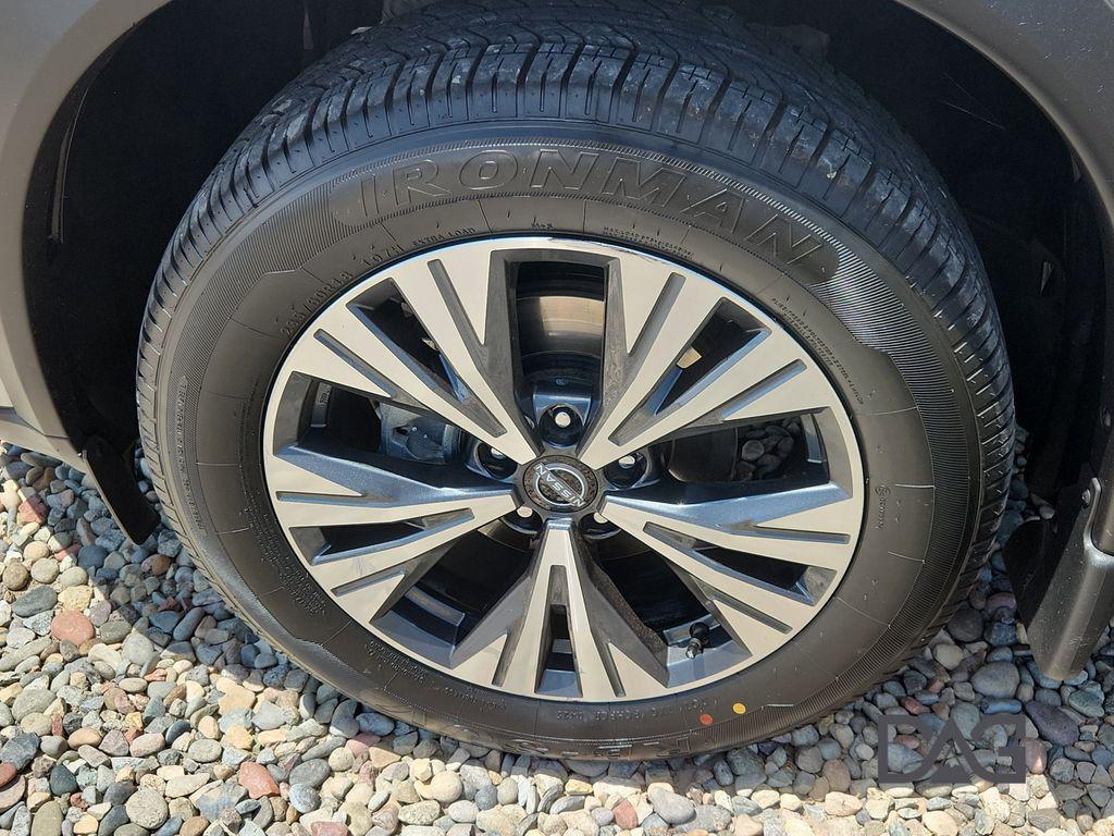 used 2023 Nissan Rogue car, priced at $22,995