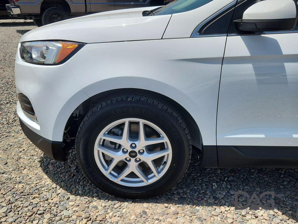 used 2024 Ford Edge car, priced at $26,995