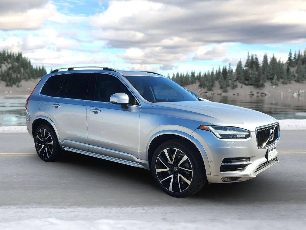 used 2019 Volvo XC90 car, priced at $25,995
