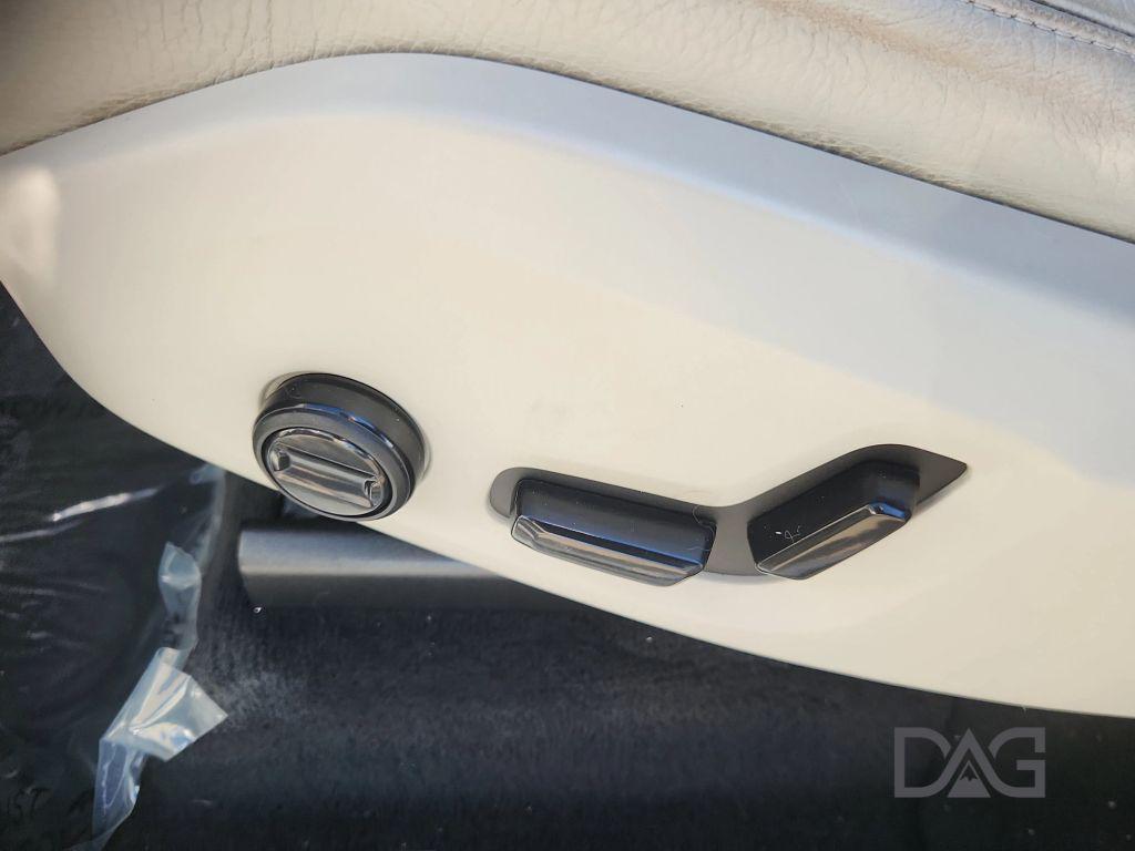 used 2019 Volvo XC90 car, priced at $25,995