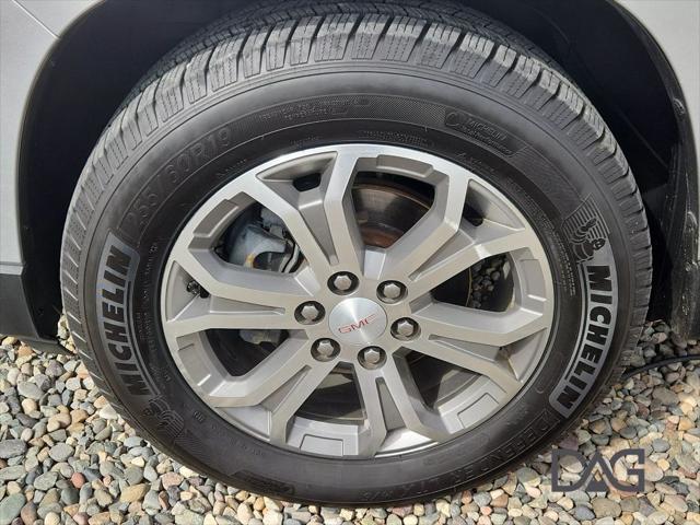 used 2016 GMC Acadia car, priced at $13,995