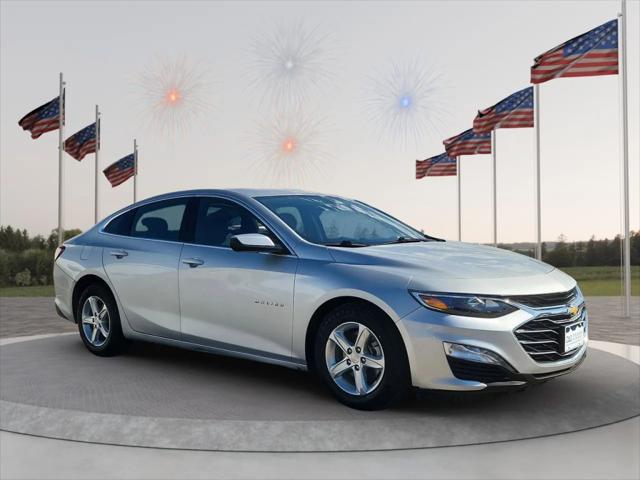 used 2022 Chevrolet Malibu car, priced at $14,995
