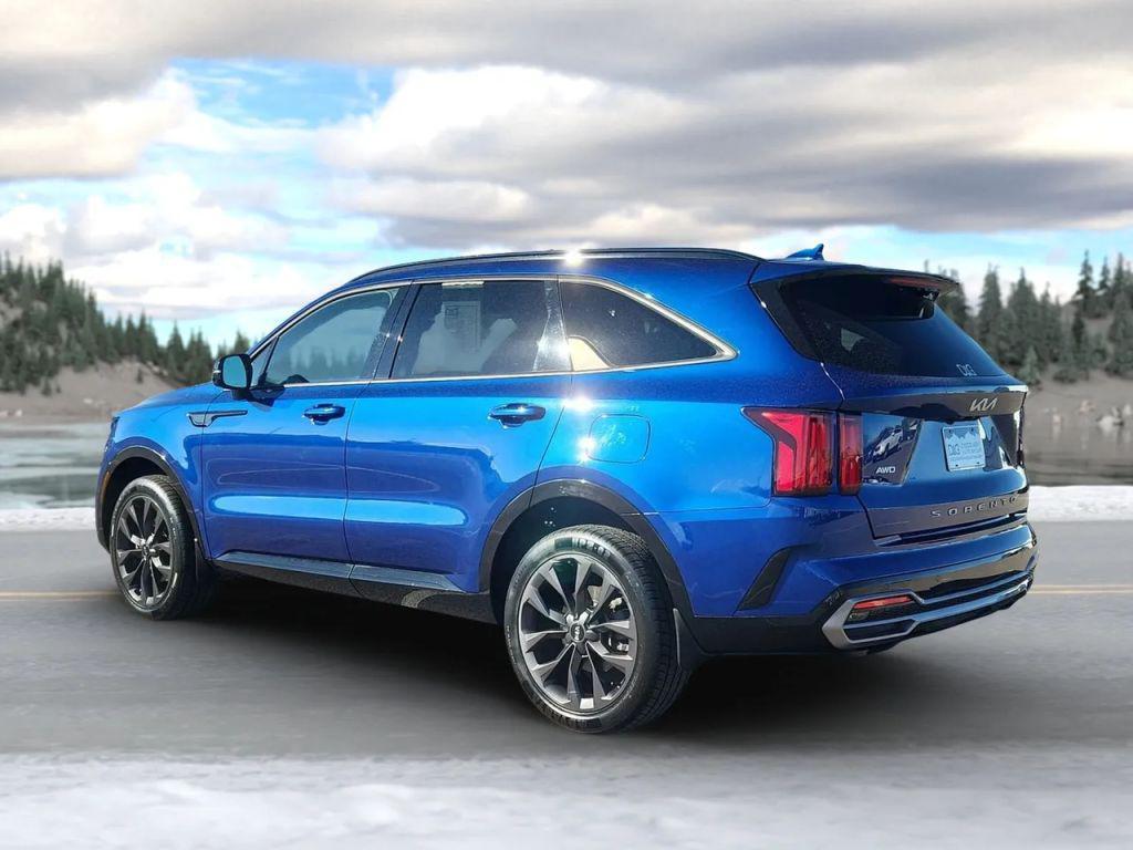 used 2022 Kia Sorento car, priced at $29,505