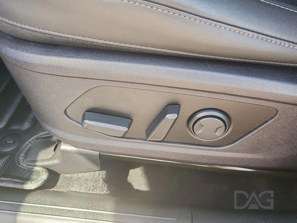 used 2022 Kia Sorento car, priced at $29,505